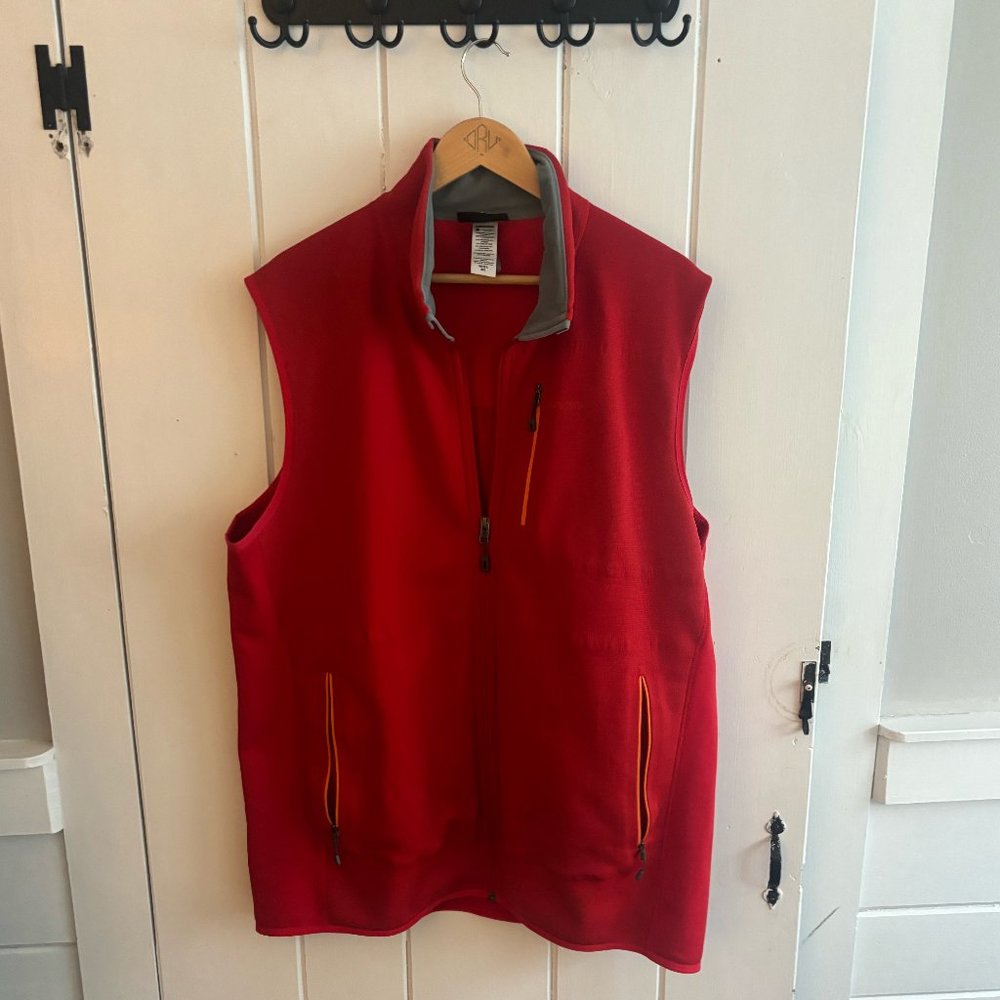 Patagonia Piton Hybrid Vest - Red XXL